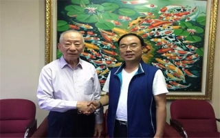 印尼著名僑領、印尼泛印集團董事長、印尼總統(tǒng)大學創(chuàng)辦人-李文光